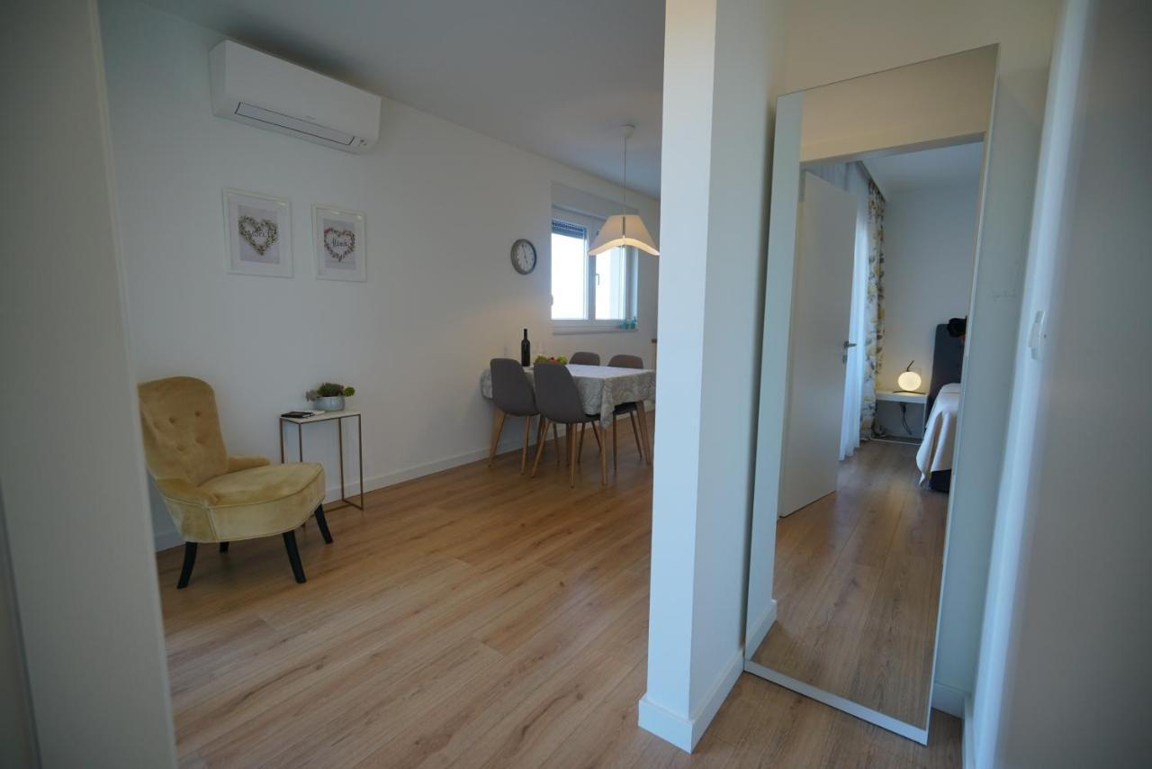 Apartment Perla Sukošan 外观 照片